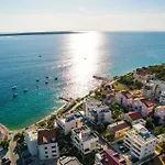 Mandre Sunset Luxury Suites