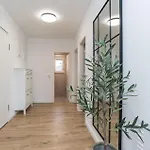 Διαμέρισμα Mandre Sunset Luxury Suites