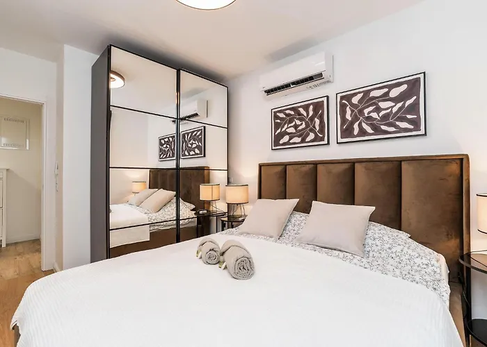 Cozy In With Wifi Apartment Mandre